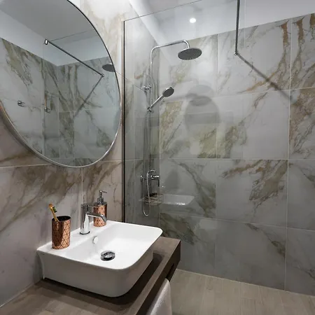 Eviona Althea Apartment