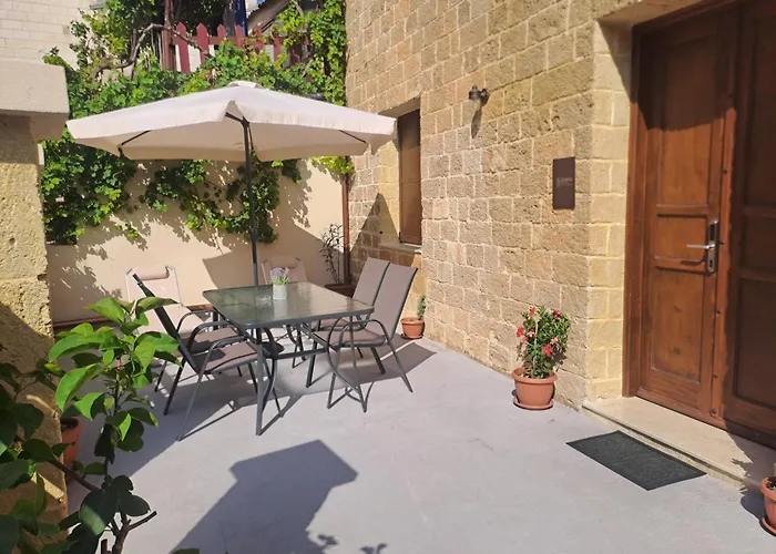 アパート Eviona Althea Rhodes City